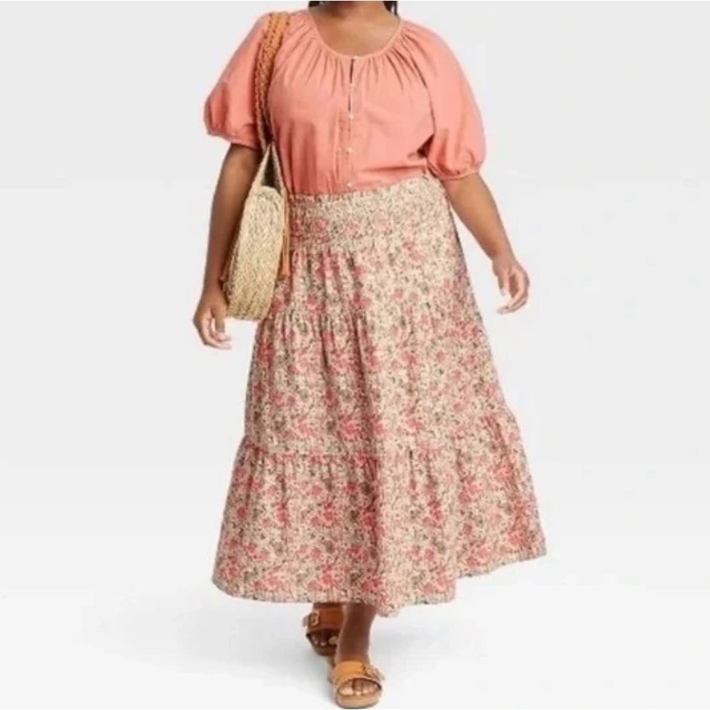 Universal Thread Women Floral Tiered Midi Skirt With Pockets Plus Size 4X NWT